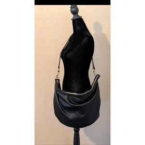 Authentic Gucci slouchy hobo pebbled leather crossbody large bag with COE